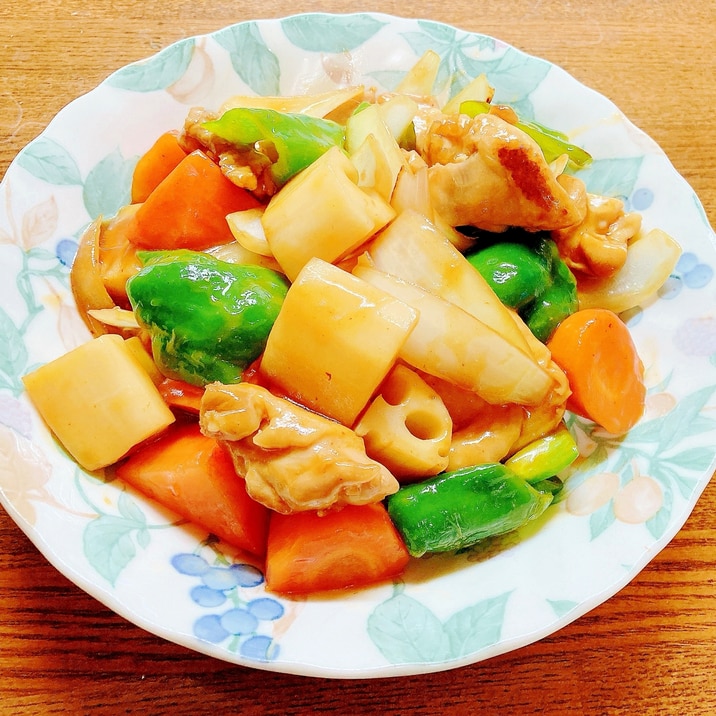 鶏肉ピーマン蓮根の黒酢炒め